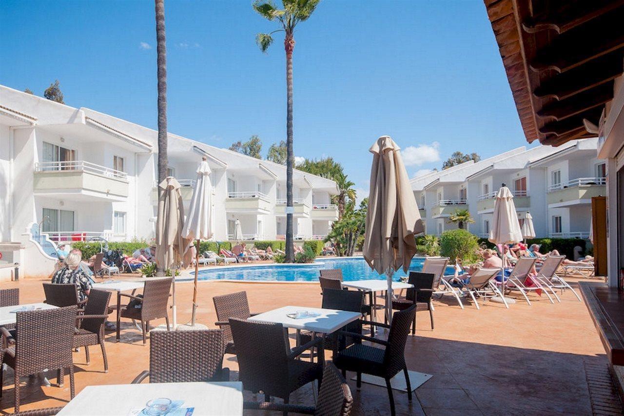 Universal Aparthotel Elisa Playa de Muro  Exterior photo